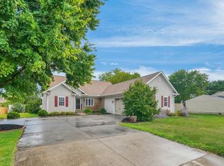 932 Hill Rd, Pickerington, OH 43147