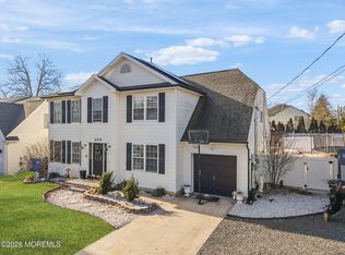 209 Gilford Avenue, Island Heights, NJ
