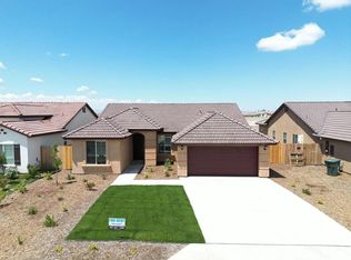 6713 Shanagolden St, Bakersfield, CA 93313