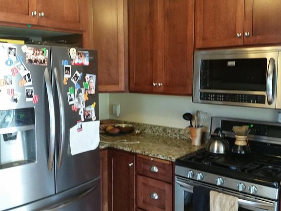 Newly Remodeled Kitchen 1