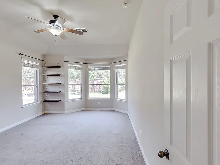 3611 Fossilwood Way — Photo 15