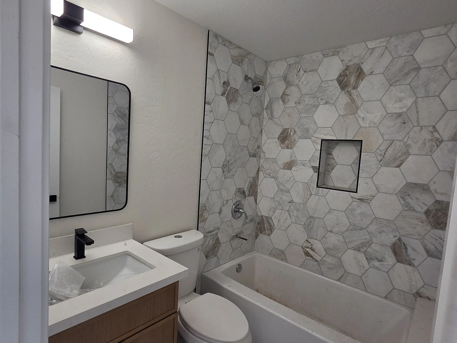 2 bed, 600 sqft, $1,350 — Photo 4