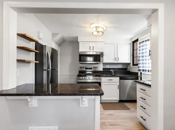 45 Pierce Rd #45, Watertown, MA 02472