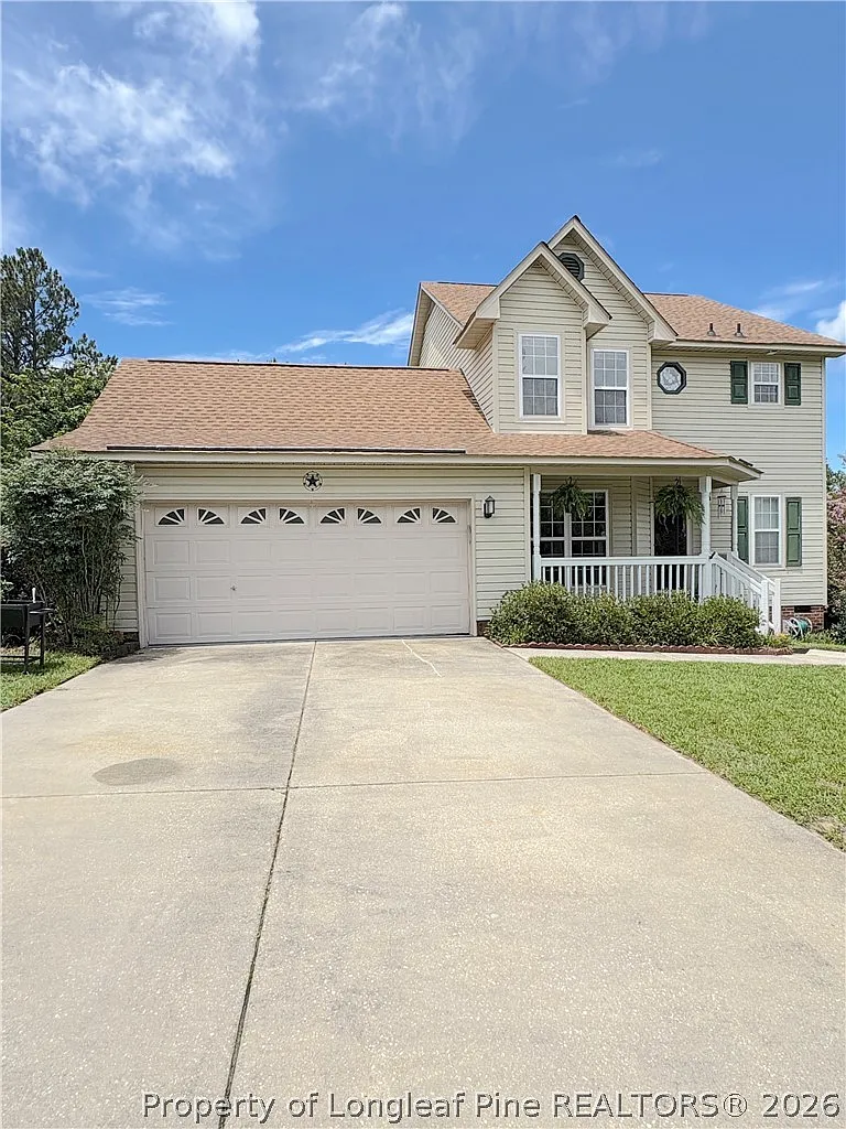 3 bed, 2.5 bath, 1703 sqft, $1,895 — Photo 1
