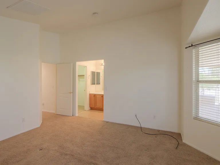 2350 E Santiago Trl — Photo 17