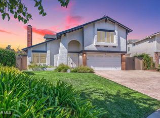 483 Blackhawk Dr, Thousand Oaks, CA 91320