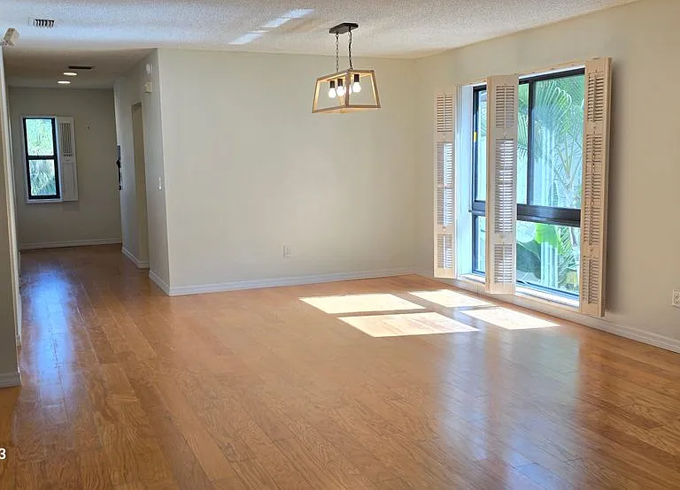 21810 Cypress Cir #B — Photo 10