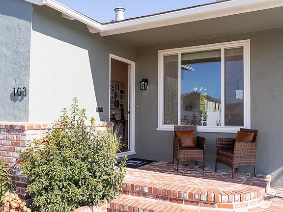2nd image of 103 Knoll Cir