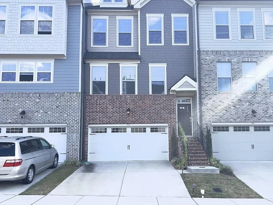 933 Dalton Ridge Pl