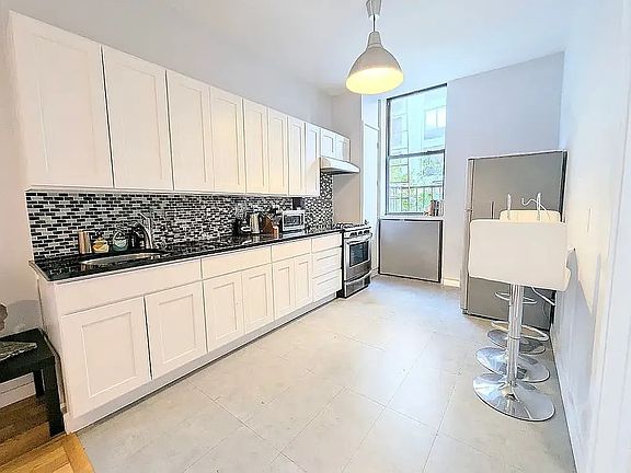 4th image of 795 Flushing Ave #3