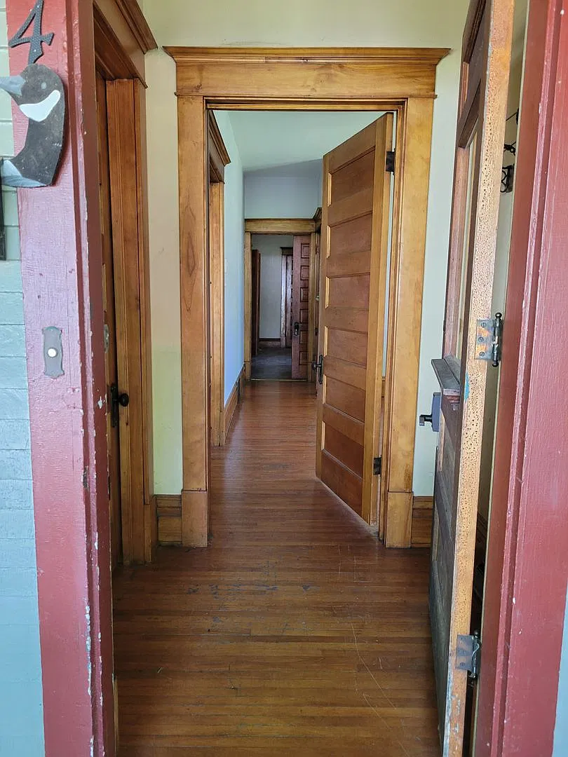 Single Family Home - Great Location! — Photo 2