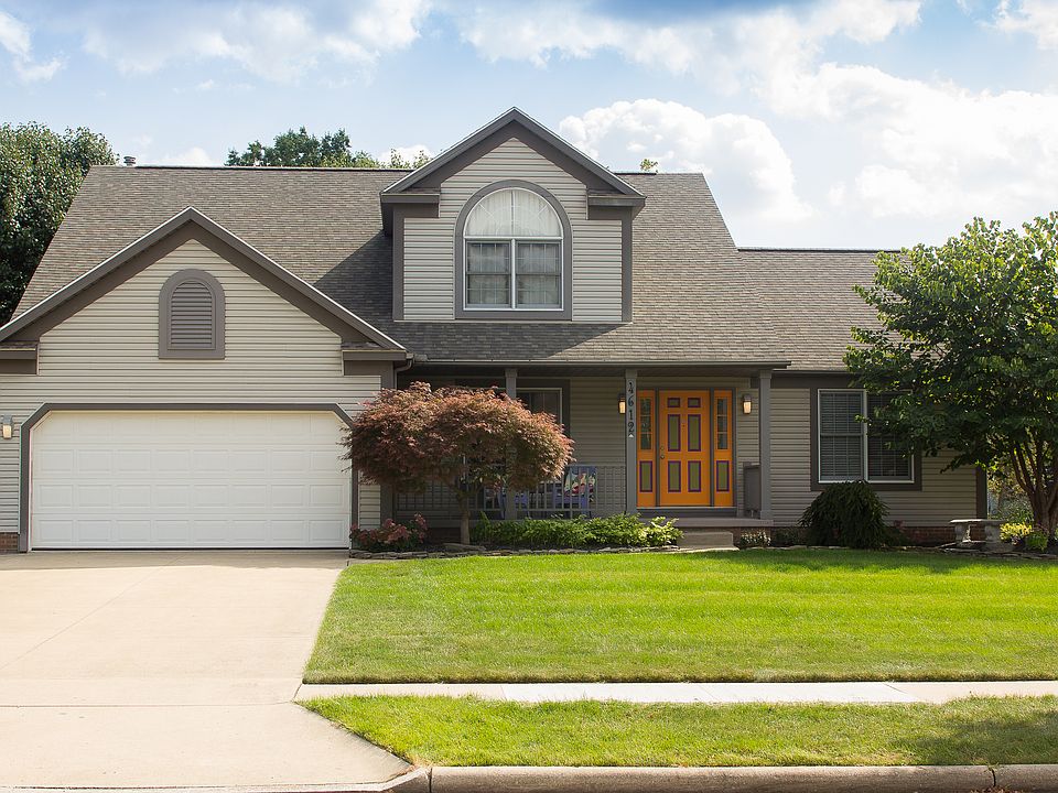 1st image of 4612 Edgewater Dr
