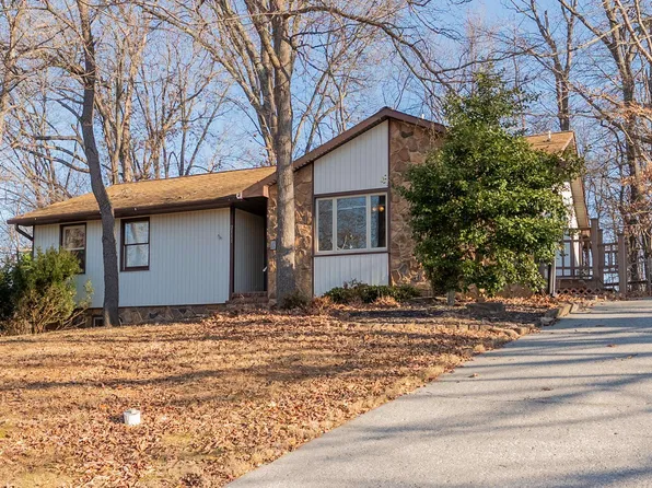 2111 Charlton Ln, Radford, VA 24141