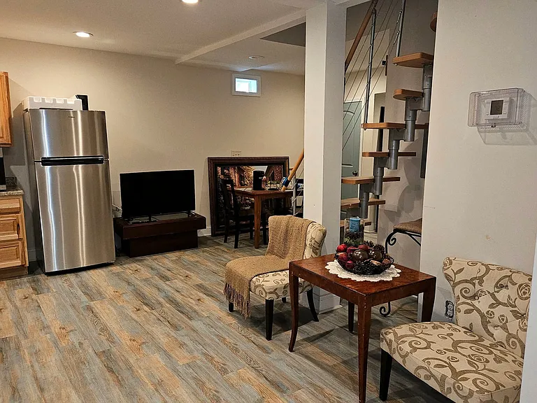 Ridgecrest Ln — Photo 7