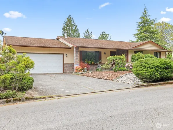 617 S E Street, Port Angeles, WA 98363