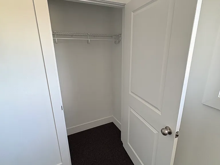 2836 Minnesota Ave #3E — Photo 2