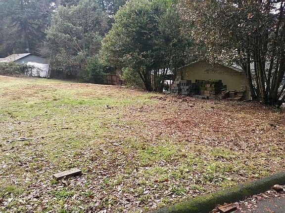 3rd image of 991 Forest View Dr