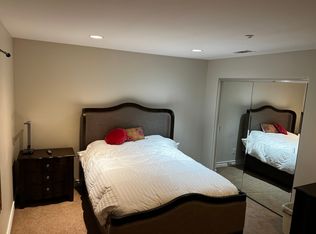 862 Gitano Dr, Oxnard, CA 93030