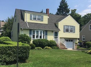 24 Druid Ave, Dumont, NJ 07628