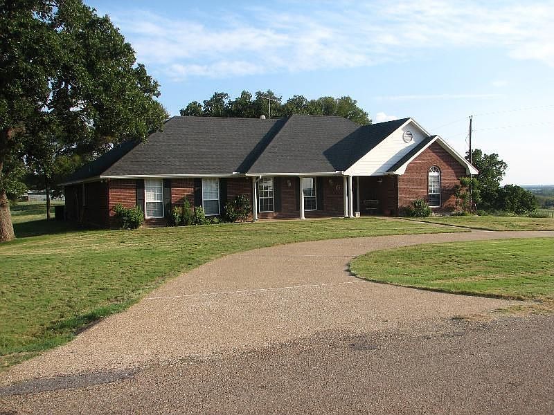 1st image of 134 Bolton Cir