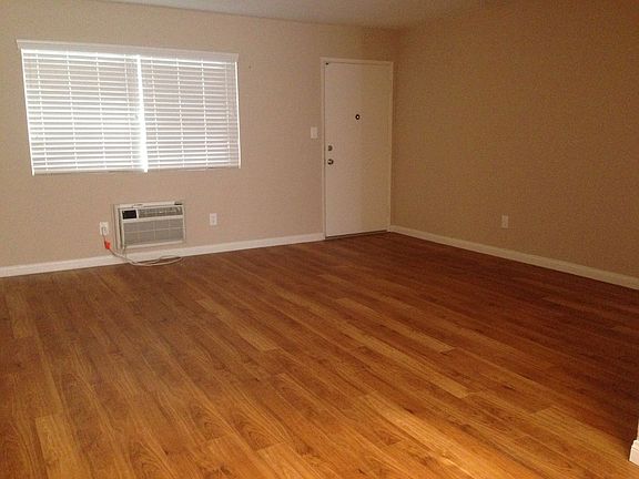 5th image of 4555 51st St #1