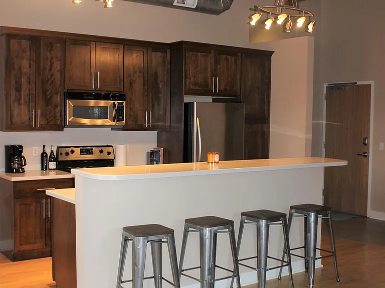 17 S 2nd St #3 — Photo 4