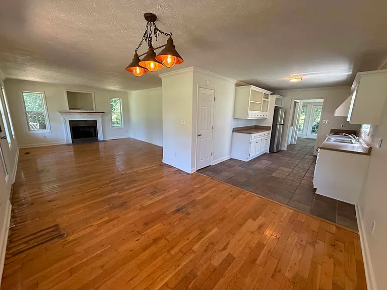 6660 Mooresville Rd — Photo 19