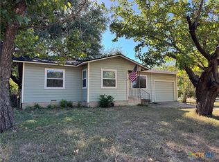 22 Park Ln, Lampasas, TX 76550