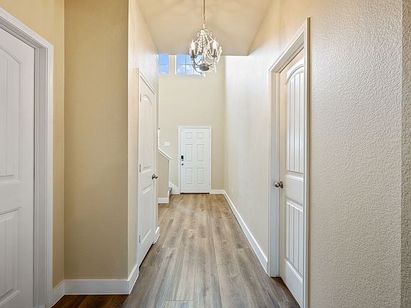 4th image of 1306 Cedar Hollow Dr