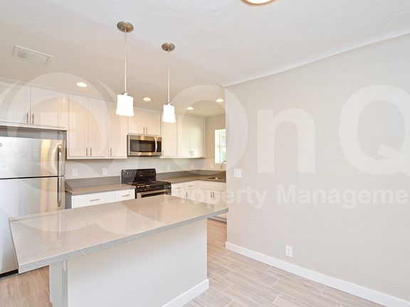 5th image of 2204 E Virginia Ave