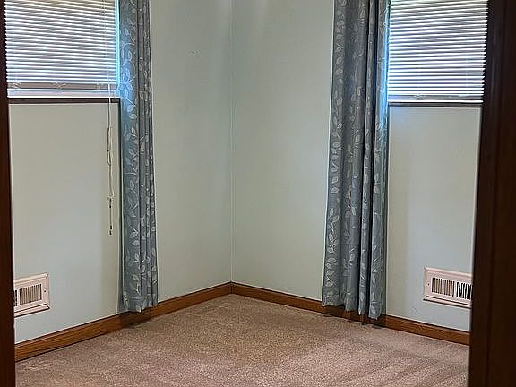 4th image of 3110 Virginia Ave SE