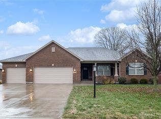 110 Eagle Ridge Dr, Franklin, OH 45005
