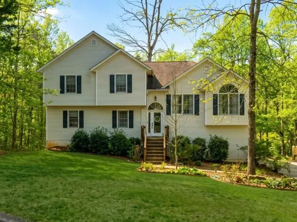 320 Bouldercrest Way, Woodstock, GA 30188