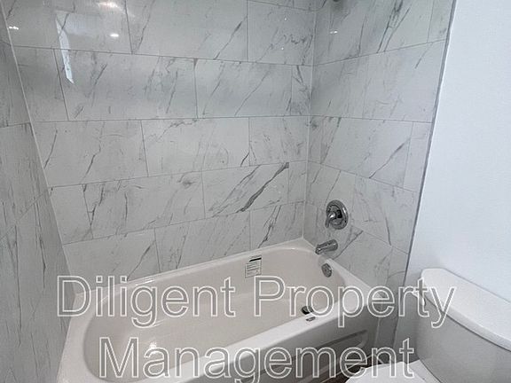4th image of 786 Snelgrove Rd