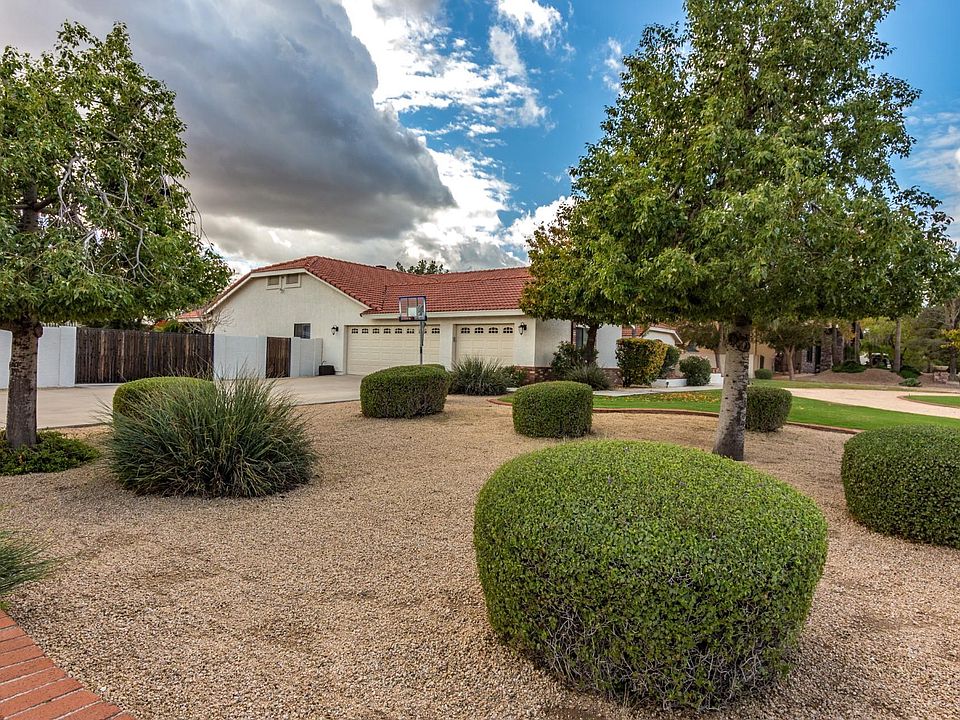 1st image of 4701 W El Cortez Pl