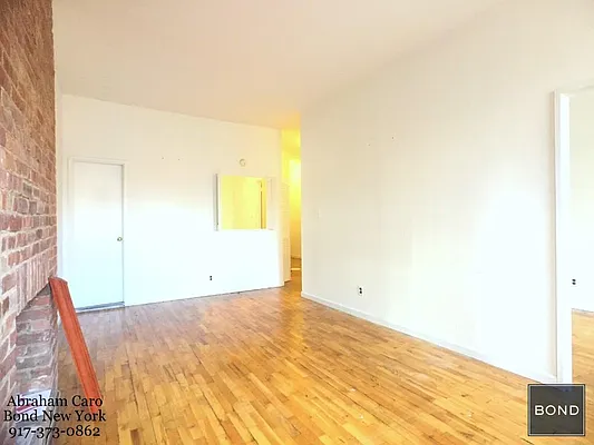 Rented by Bond New York | media 12