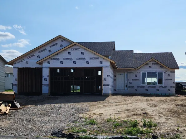 137 3rd St NW, Delano, MN 55328