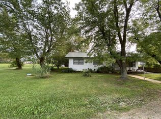 191 E Elm St, Big Cabin, OK 74332