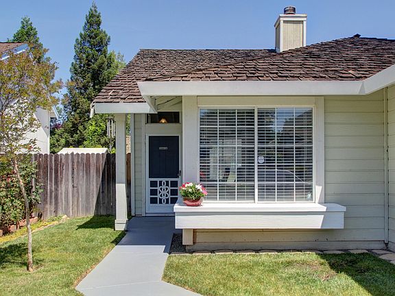 2nd image of 3747 Willow Bend Pl