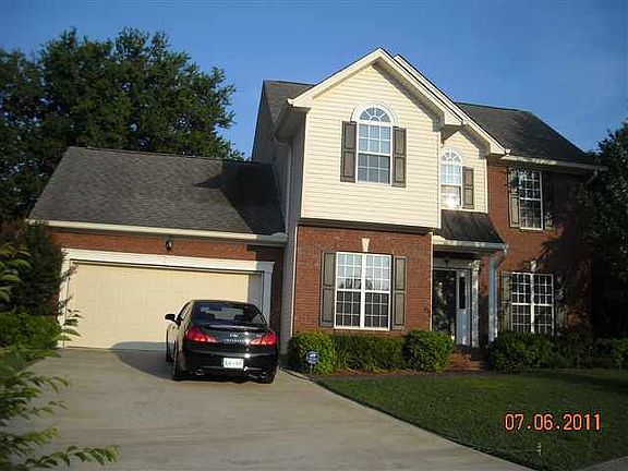 2nd image of 3454 Brighton Blvd NW