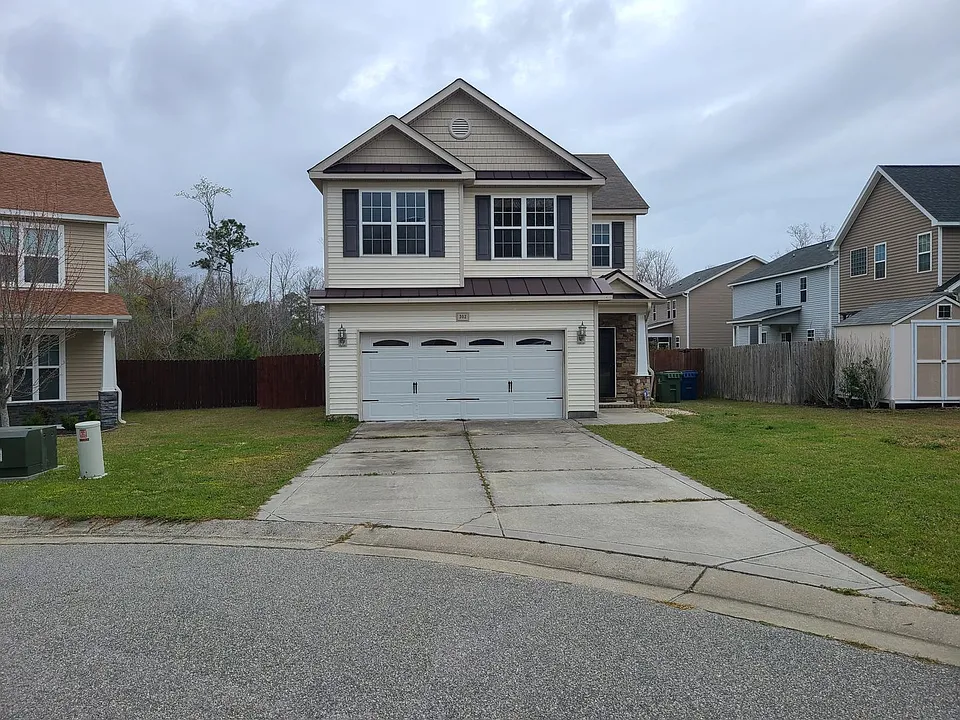 302 Bonnie Ct