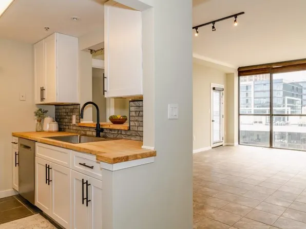 1280 W Peachtree St NW APT 3709, Atlanta, GA 30309