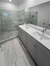 4 bed, 2.5 bath, 2236 sqft, $4,100 — Photo 3