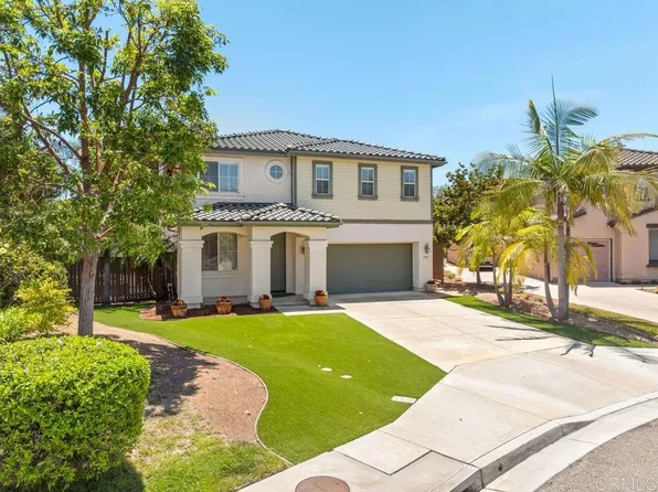 1043 Greenway Rd, Oceanside, CA 92057