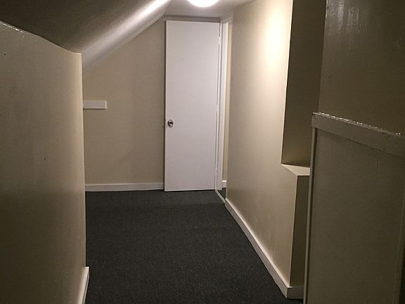 5th image of 46 Howard St