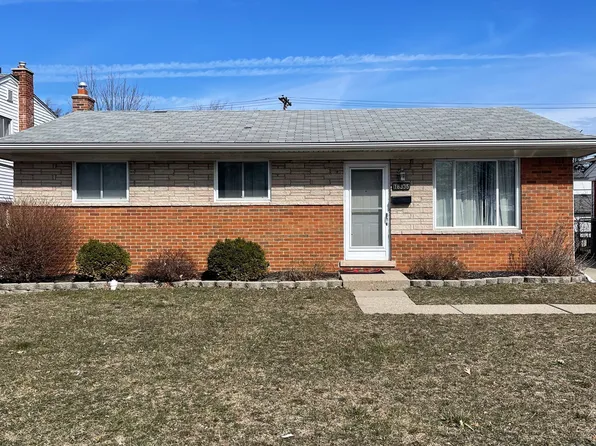 18335 E Thirteen Mile Rd, Fraser, MI 48026