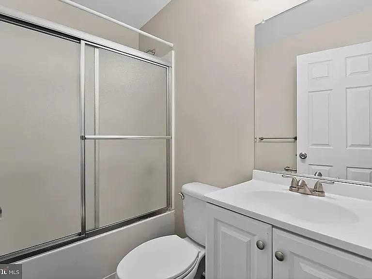 1327 Passage Dr — Photo 21