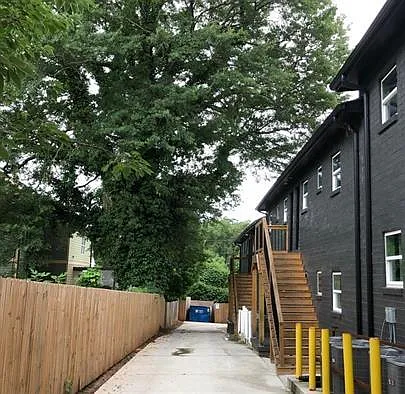 29 Little St SE — Photo 17