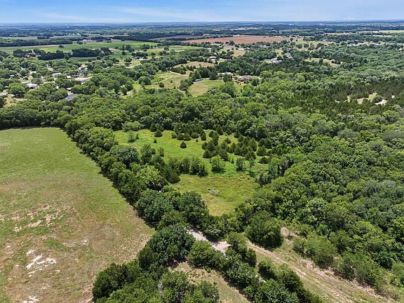 3rd image of 4 Acres County Rd #4435