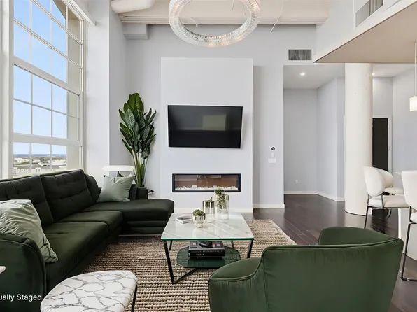 2600 W 7th St APT 1827, Fort Worth, TX 76107